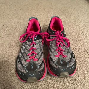 WOMENS HOKA ONE ONE
